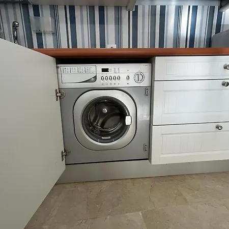 Apartment Piso Moderno En El Centro Historico A 3 Min Del Mar Estepona