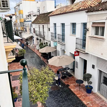 Apartment Piso Moderno En El Centro Historico A 3 Min Del Mar Estepona