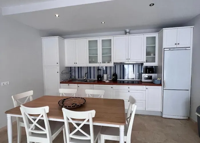 Piso Moderno En El Centro Historico A 3 Min Del Mar *